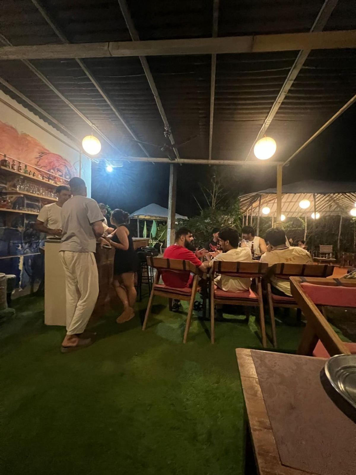 The Peace Hostel Arambol Buitenkant foto